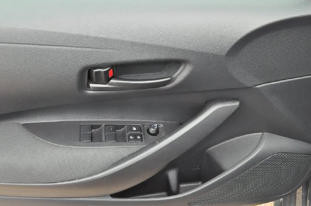Certified Used 2025  Toyota LE image 12