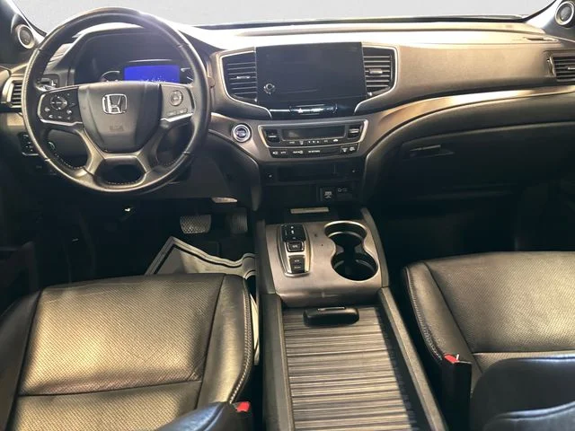 Used 2023 White Honda EX-L image 11