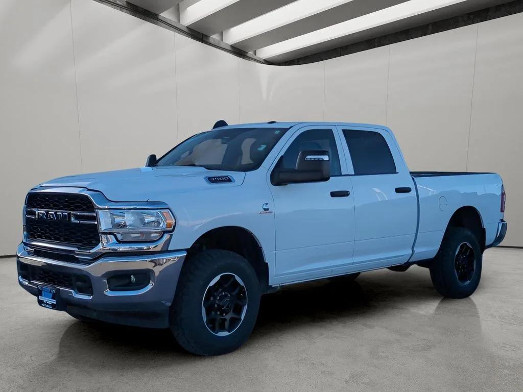 2023 RAM 3500 Tradesman 4X4 Crew Cab SWB's photo