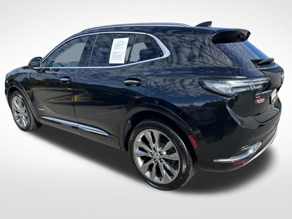 2022 Buick Envision Avenir photo 2