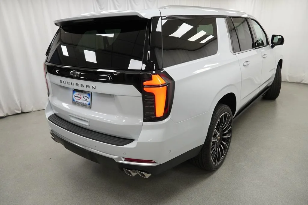 New 2026 Polar White Tricoat Chevrolet High Country image 3