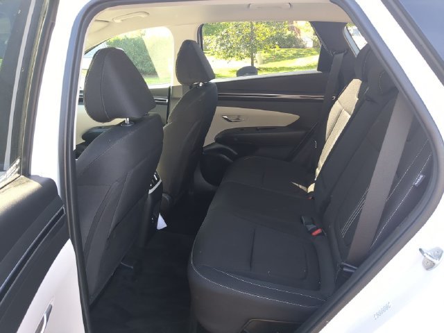 Used 2024 White Hyundai Blue image 24