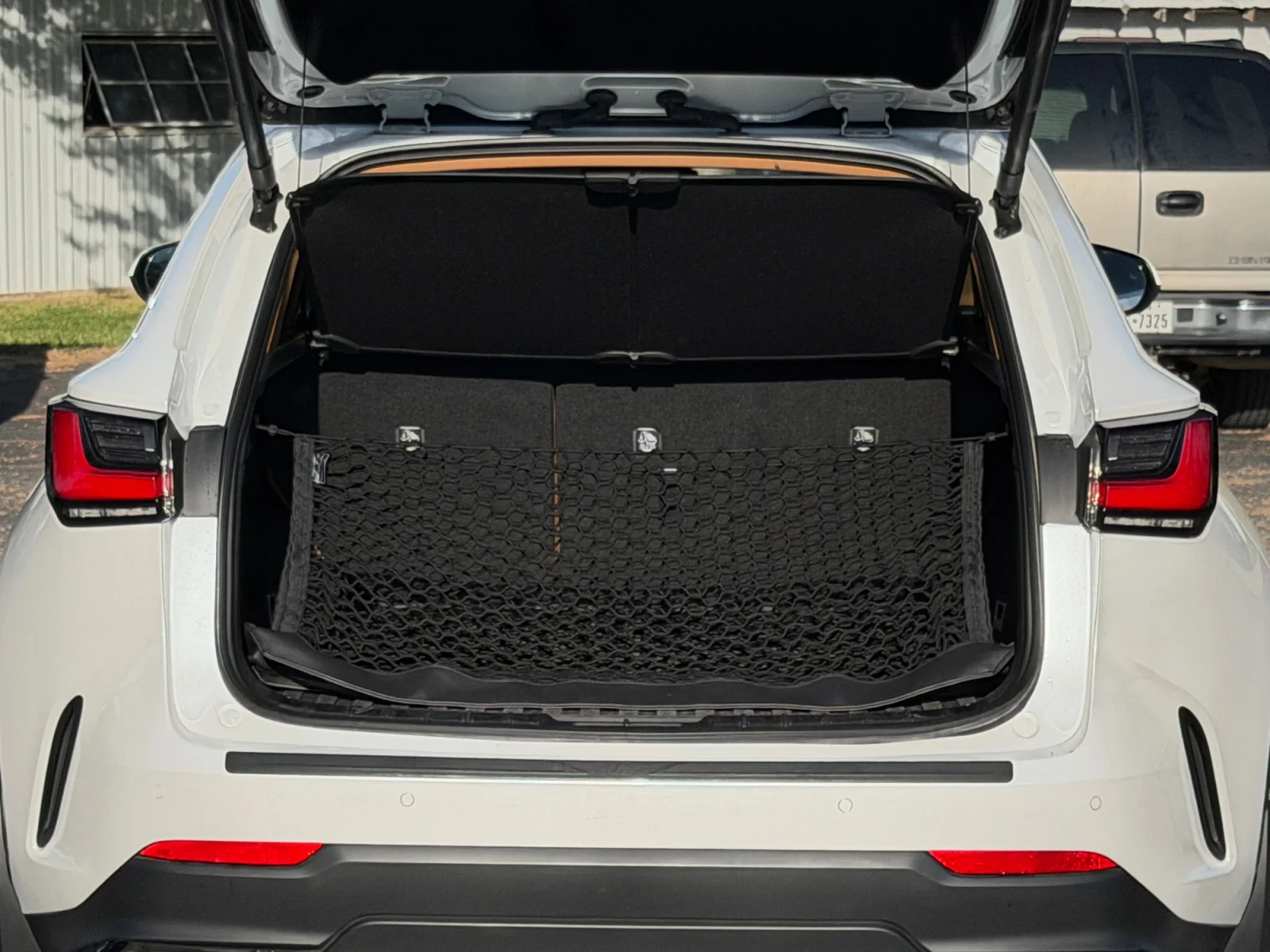 Used 2024 Eminent White Pearl Lexus Premium image 19