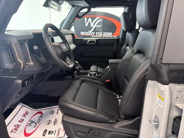 New 2026 Avalanche Gray Ford Badlands® image 30