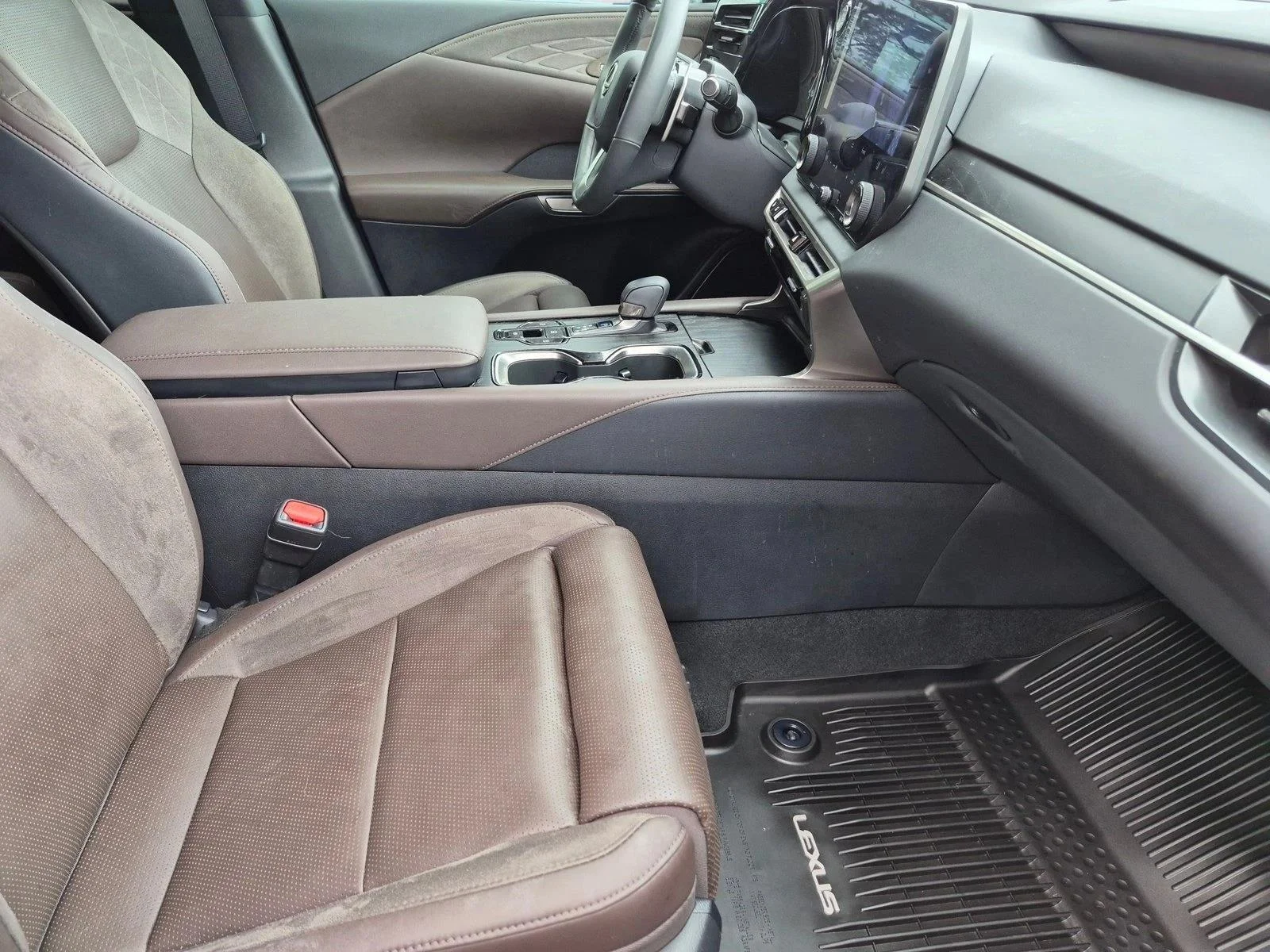 Certified Used 2023 Nebula Gray Pearl Lexus RX 350 Luxury image 20