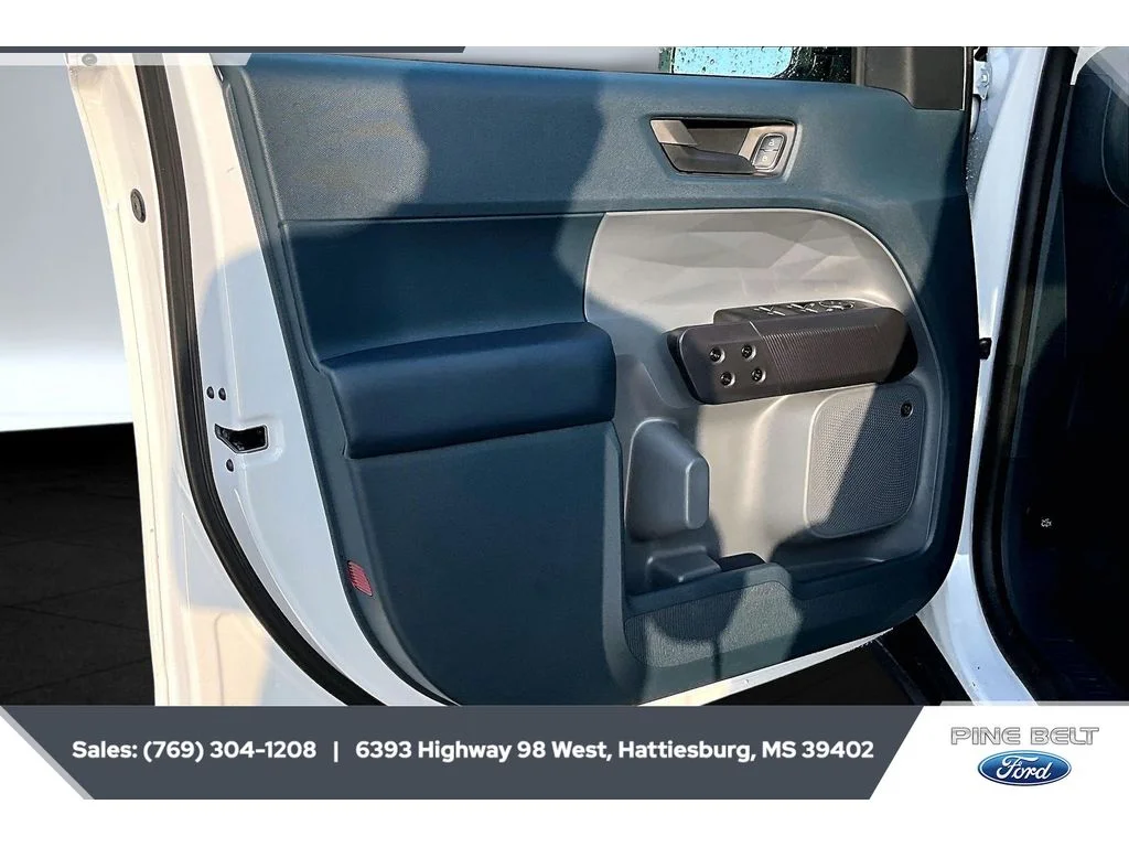 New 2026 Oxford White Ford Lariat® image 18