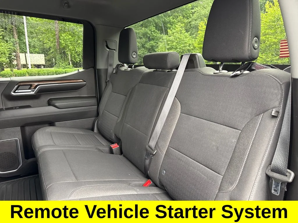 Used 2022 Black Chevrolet LT image 19