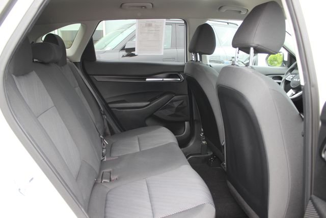 Used 2024 White Kia LX image 11