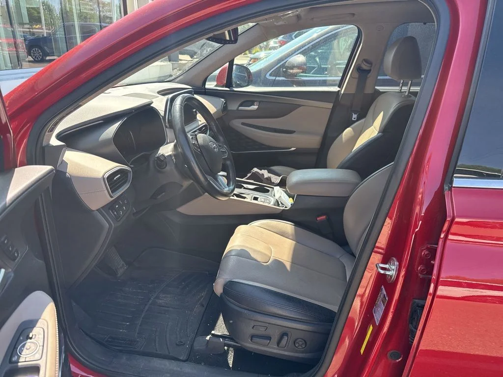 Used 2019 Red Hyundai Ultimate image 6
