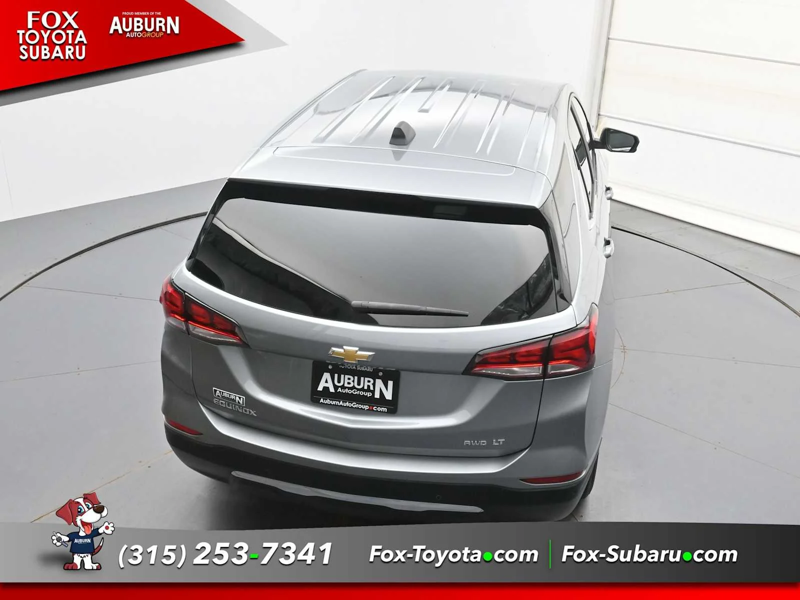 Used 2024 Sterling Gray Metallic Chevrolet LT image 29