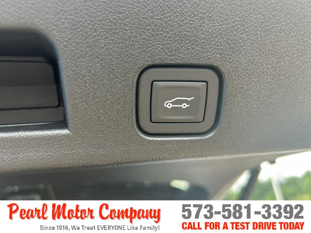 2026 GMC Acadia AT4 - Photo 26