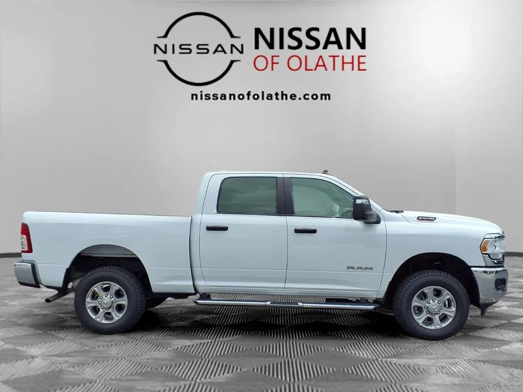 Certified Used 2024 White Ram Big Horn image 29