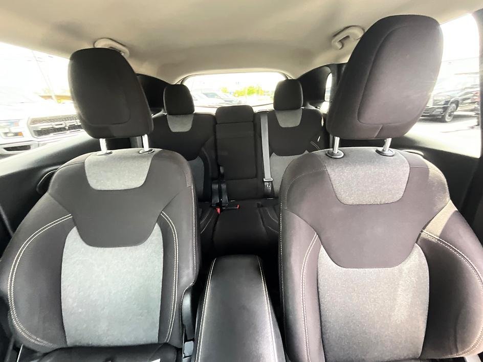 Used 2014 Black Jeep Latitude image 33