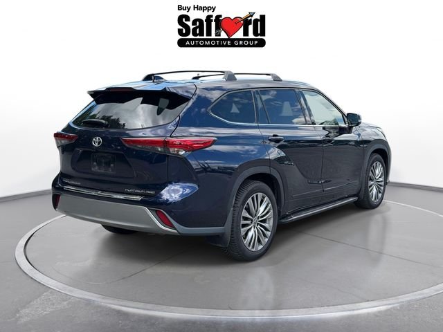 Used 2022  Toyota Platinum image 8