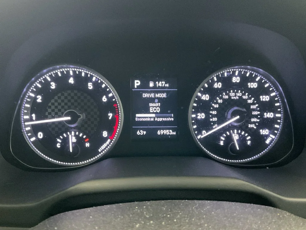 Used 2020 Blue Hyundai SE image 11