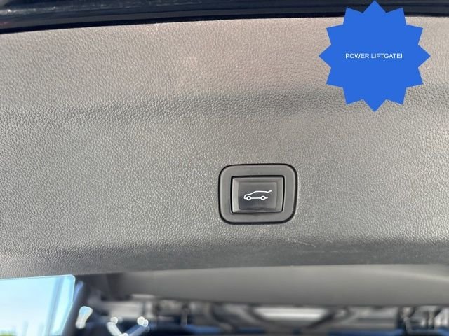 Used 2023 Black GMC Denali Ultimate image 32