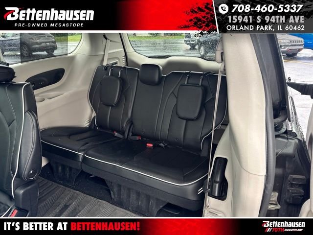 Used 2021 Gray Chrysler Limited image 10