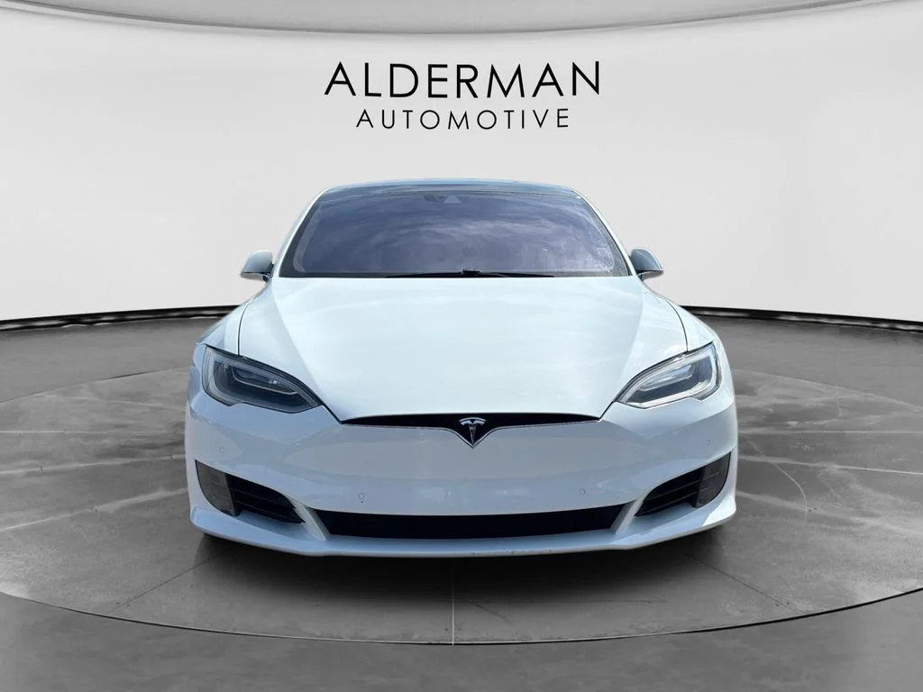 Used 2016 White Tesla 90D image 8