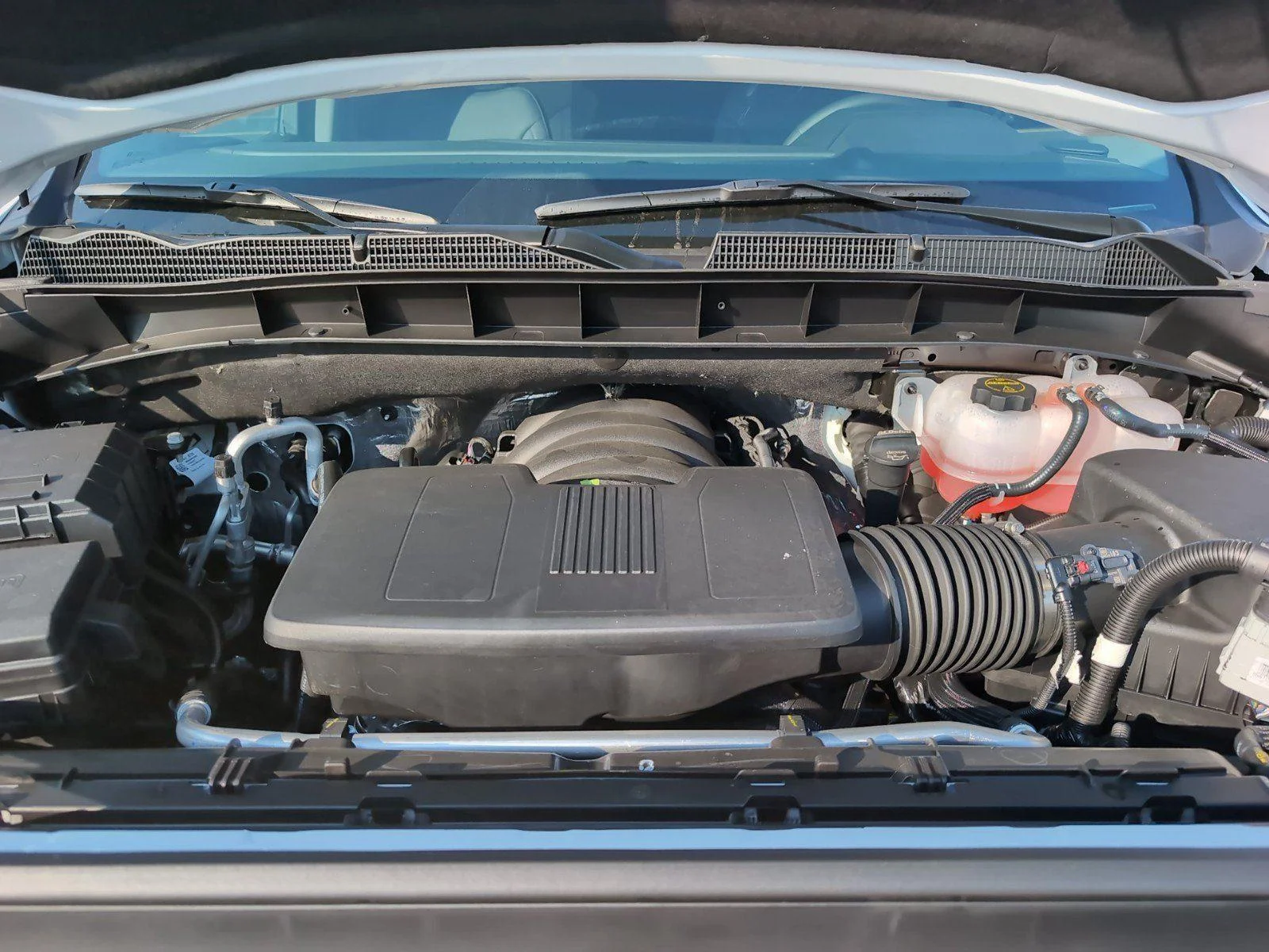 New 2026 Summit White GMC SLT image 15