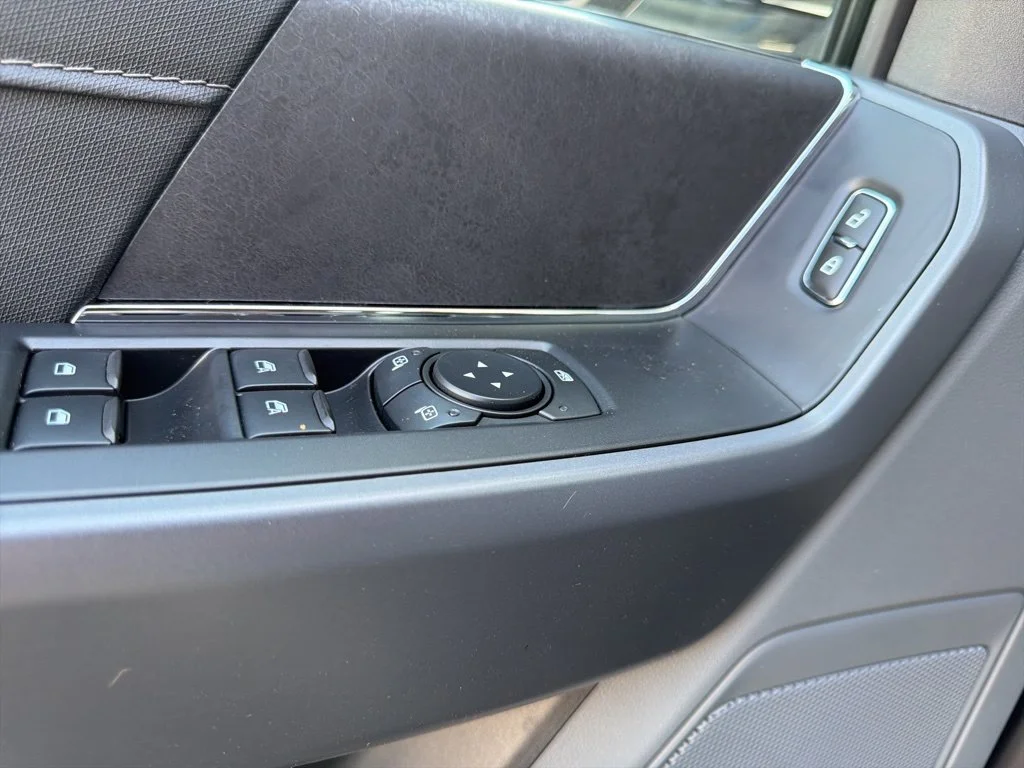 New 2026 Carbonized Gray Metallic Ford XLT image 21