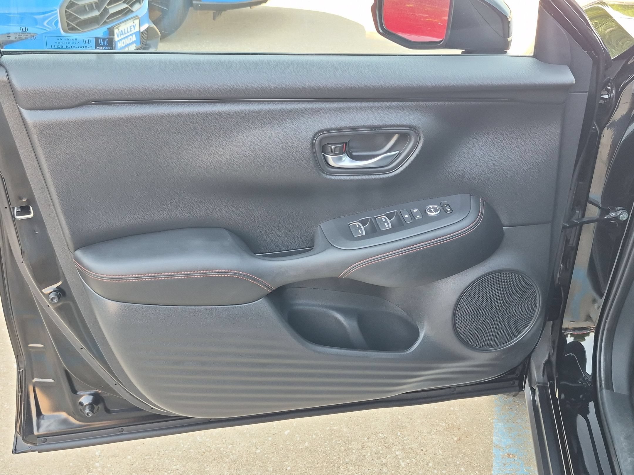 2025 Honda HR-V Sport - Photo 13