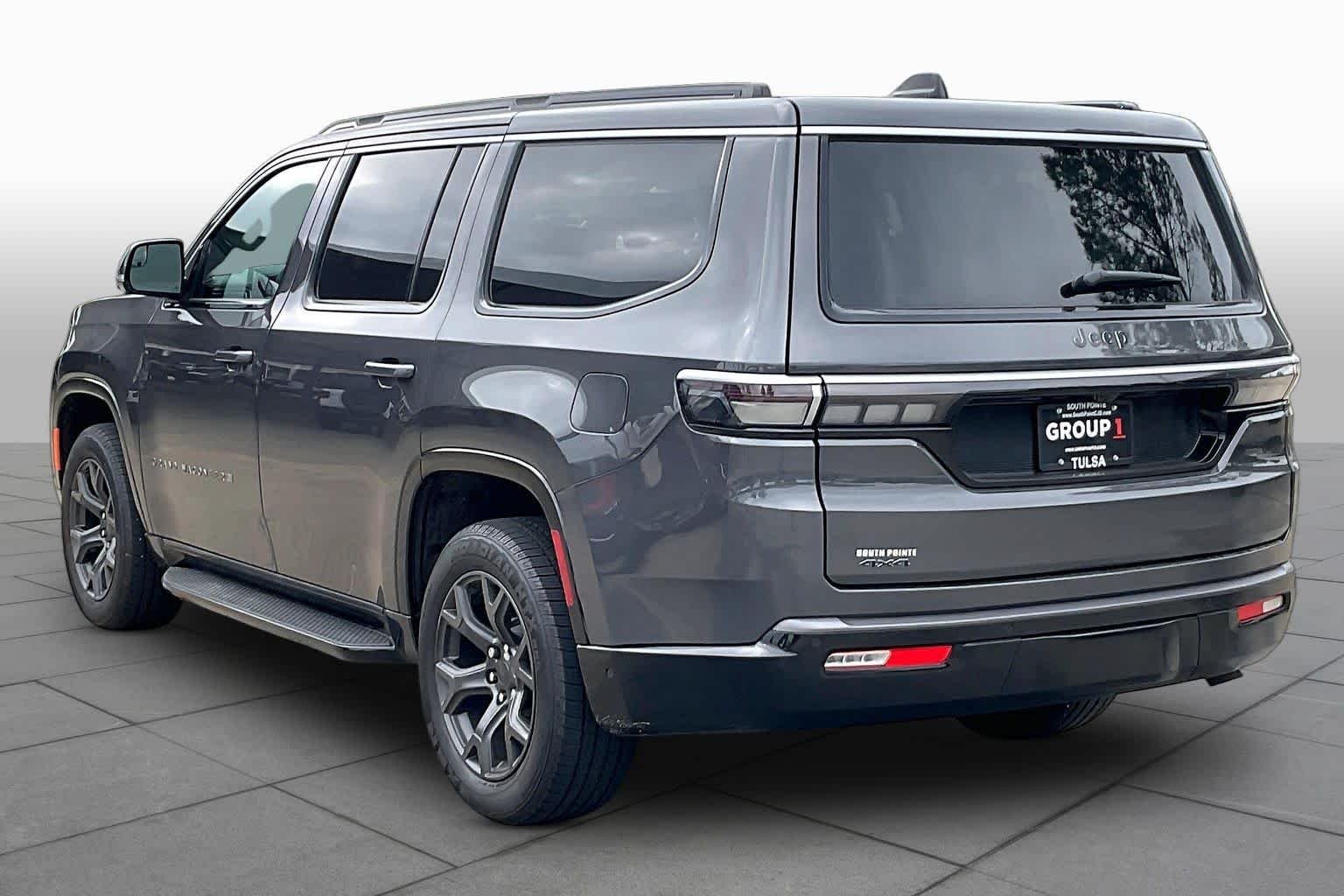 New 2026 Baltic-Gray Metallic Clear-Coat Exterior Paint Jeep  image 12