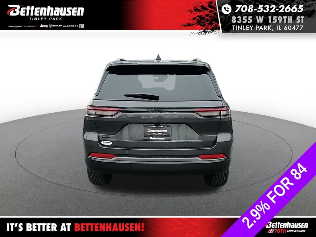 New 2026 Baltic Gray Metallic Clear-Coat Exterior Paint Jeep Altitude image 6
