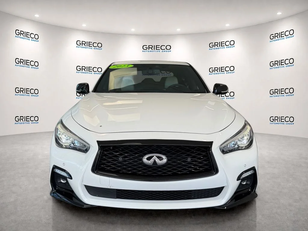 Used 2023 White INFINITI SENSORY image 2
