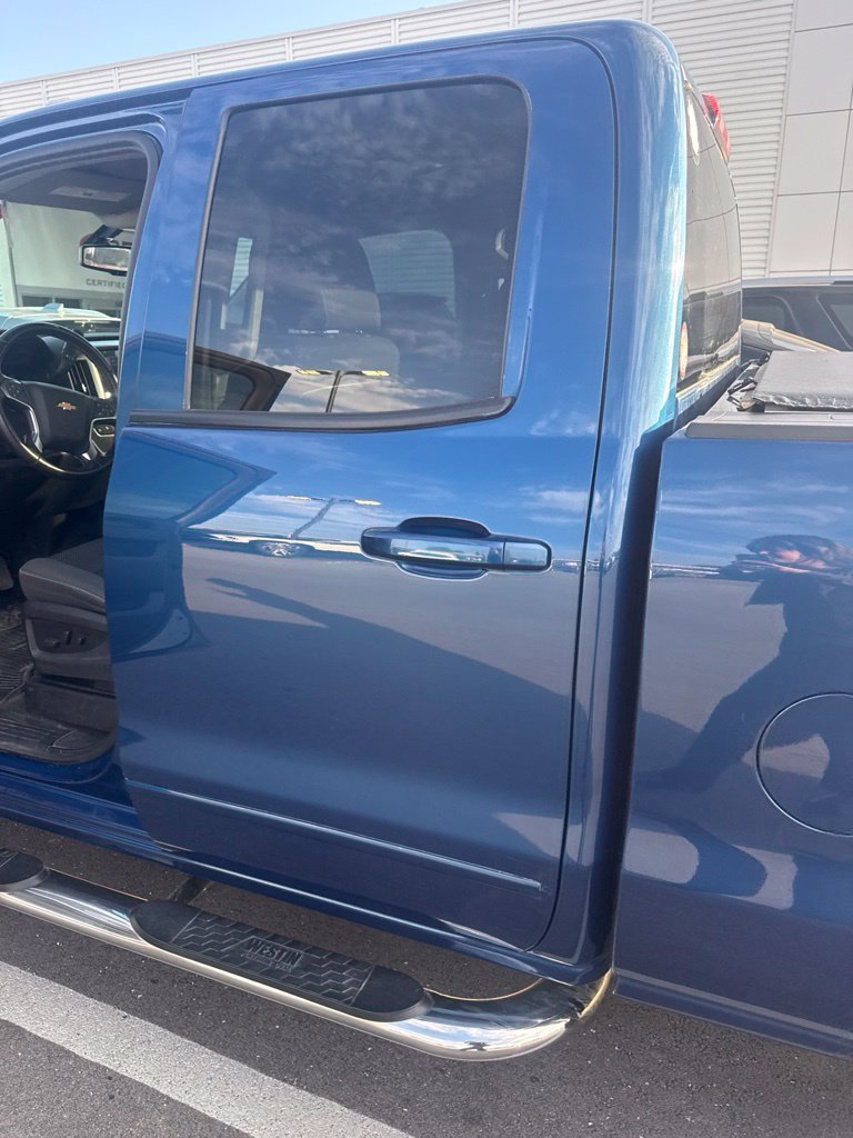 Used 2015 DEEP OCEAN BLUE METALLIC Chevrolet LT image 26