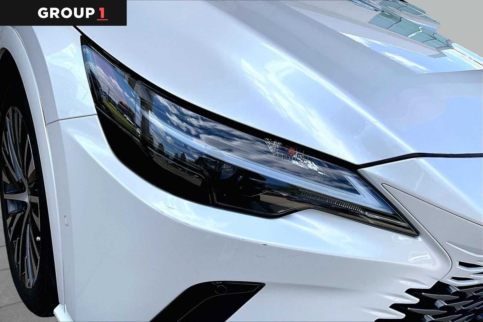 Used 2024 Eminent White Pearl Lexus Premium Plus image 25
