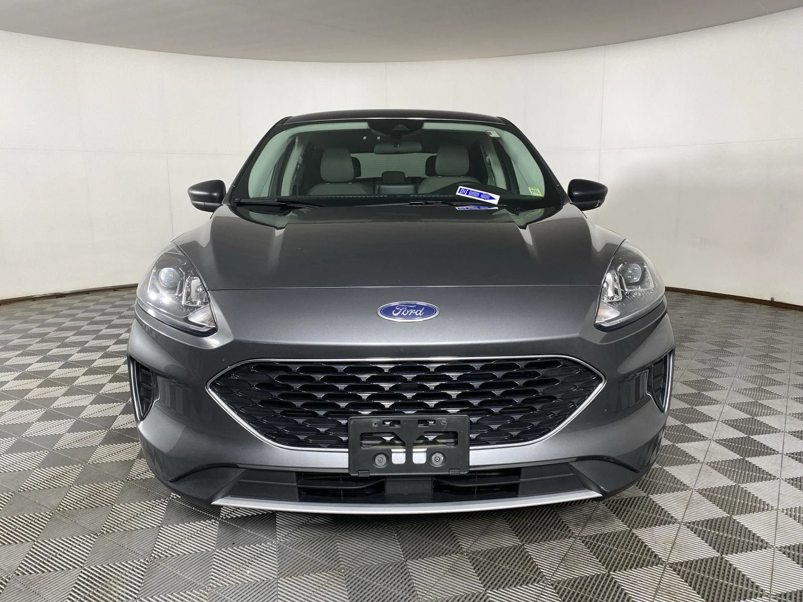 Used 2022 Carbonized Gray Ford SE image 5