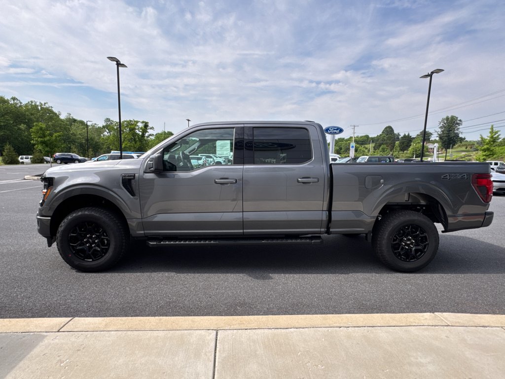 New 2026 Carbonized Gray Metallic Ford XLT image 11