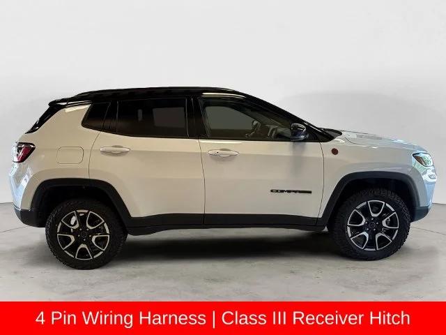 New 2026 White Jeep Trailhawk image 6