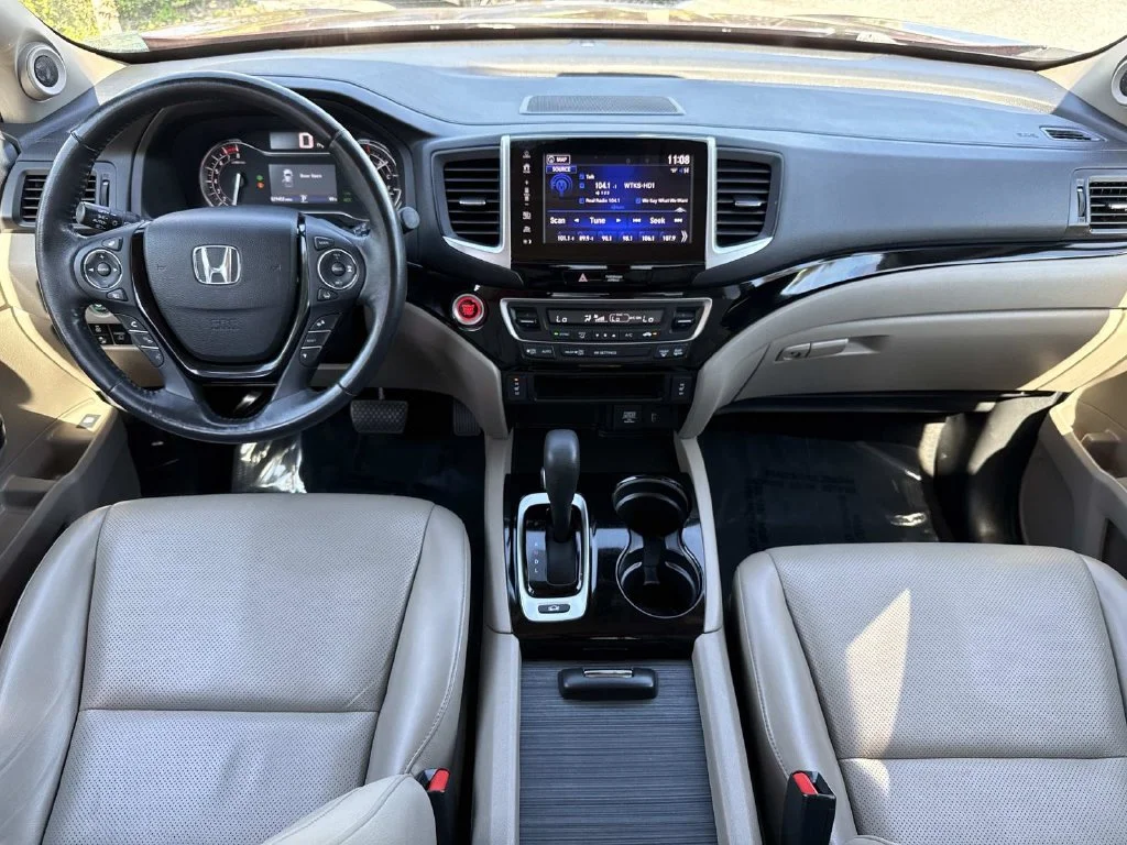 Used 2018  Honda RTL-E image 18