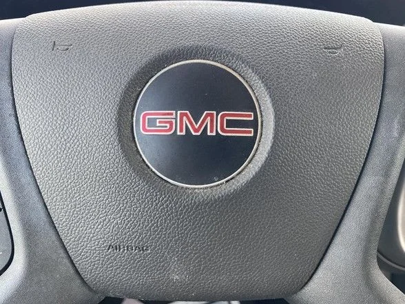 Used 2024 White GMC Work Van image 18