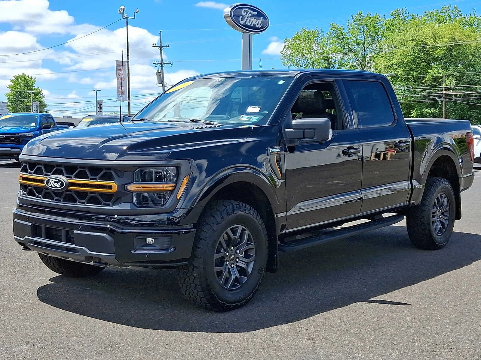 Used 2026 Agate Black Ford Tremor image 3
