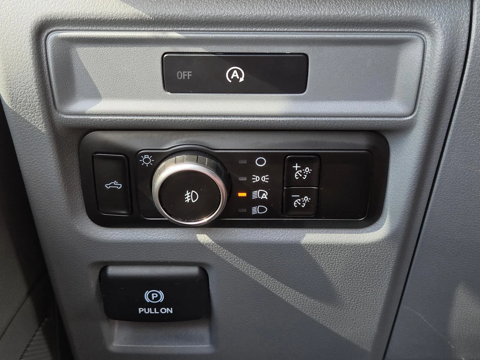 Used 2025 Oxford White Ford XLT 4WD SuperCrew 5.5