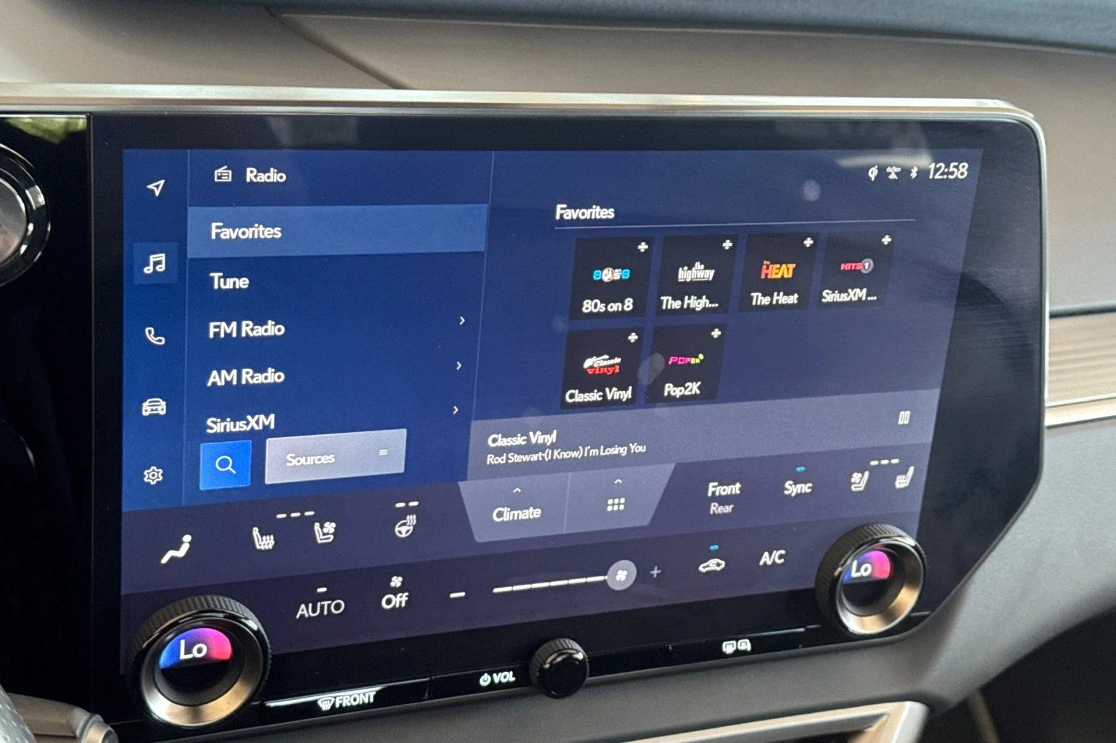 2024 Lexus RX Hybrid 500h - Photo 15