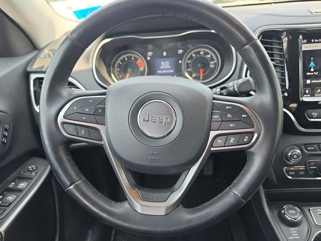 Used 2020 Gray Jeep Limited image 16