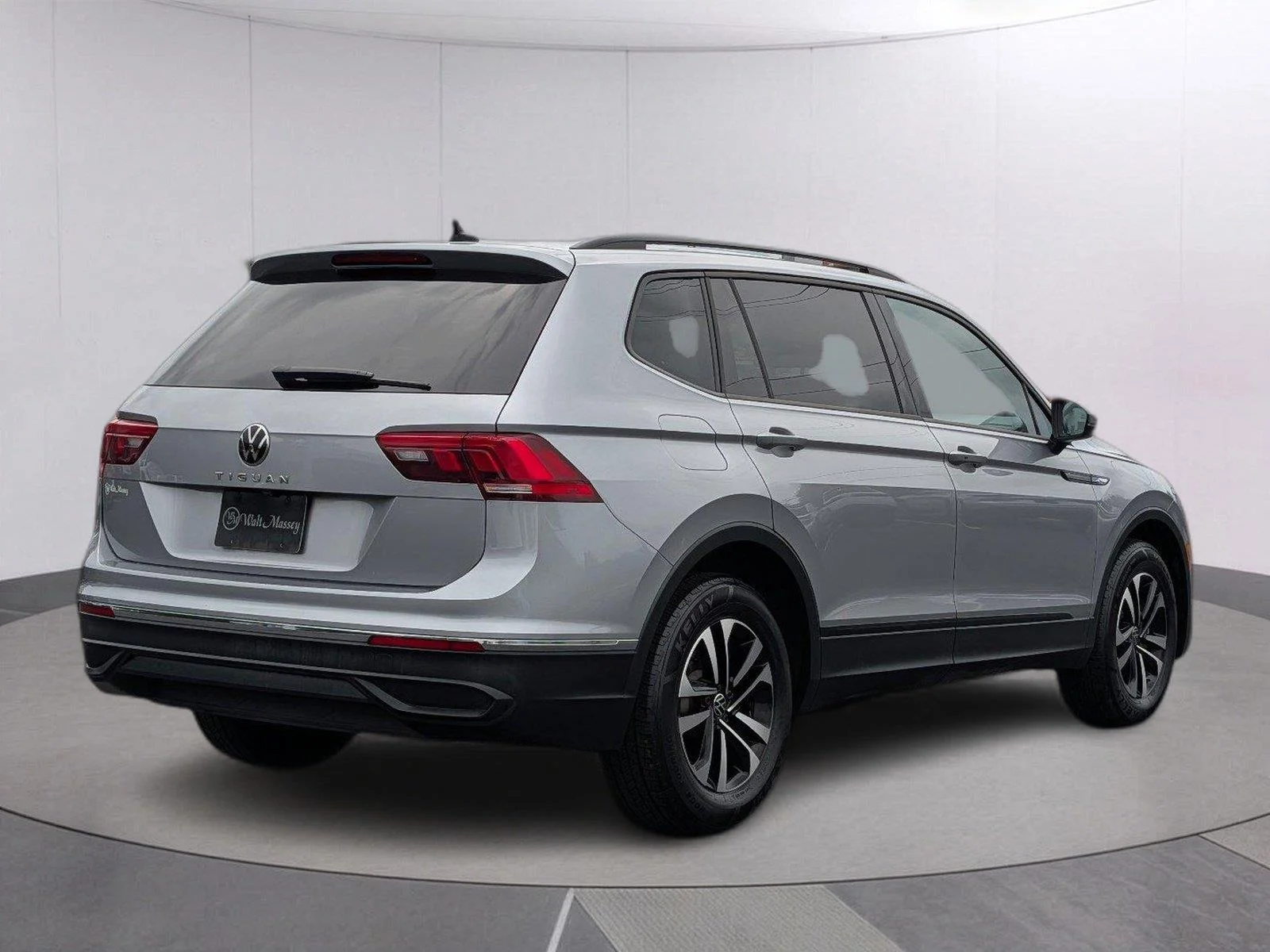 Used 2023 Pyrite Silver Metallic Volkswagen S image 5