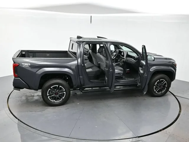 Used 2025 Underground Toyota SR5 image 43