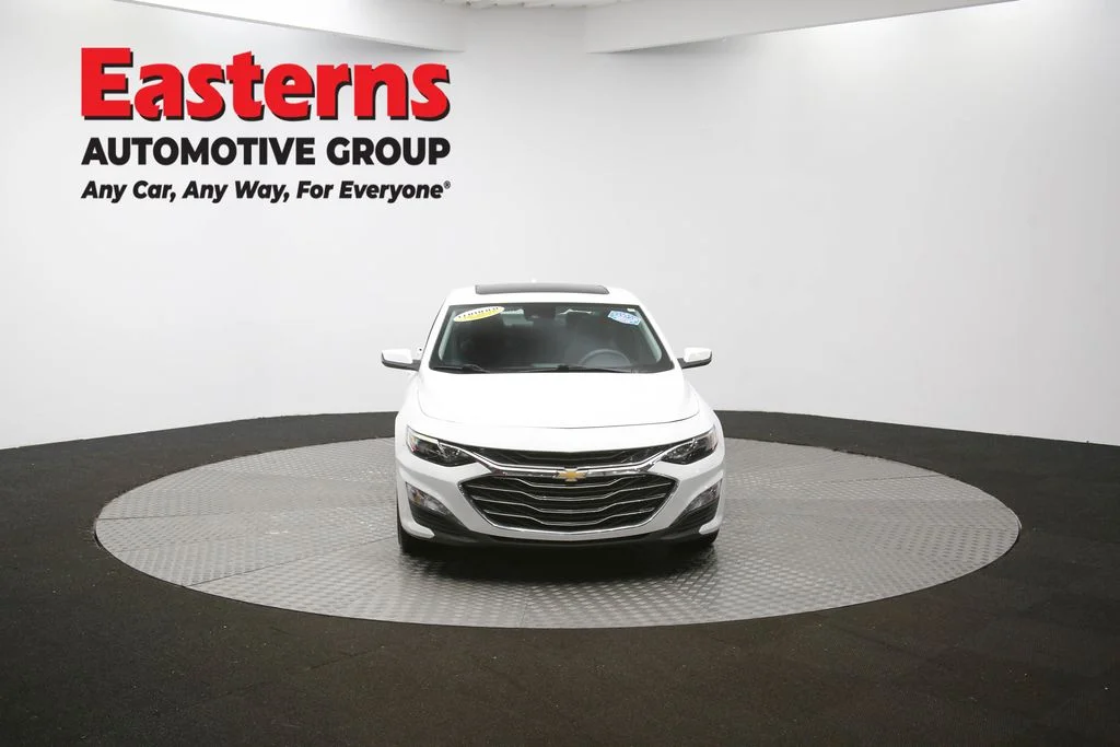 Used 2024 White Chevrolet LT image 51