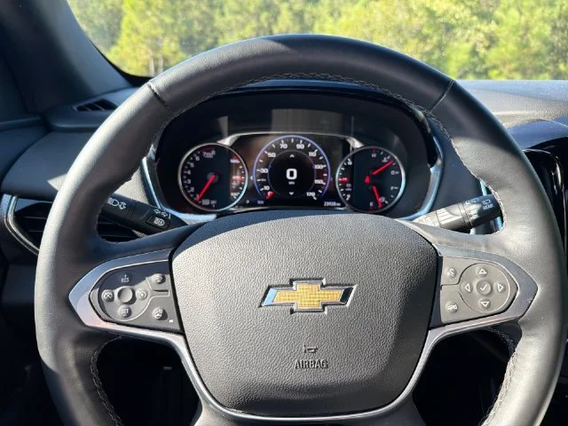 Used 2023 Black Chevrolet Premier image 17