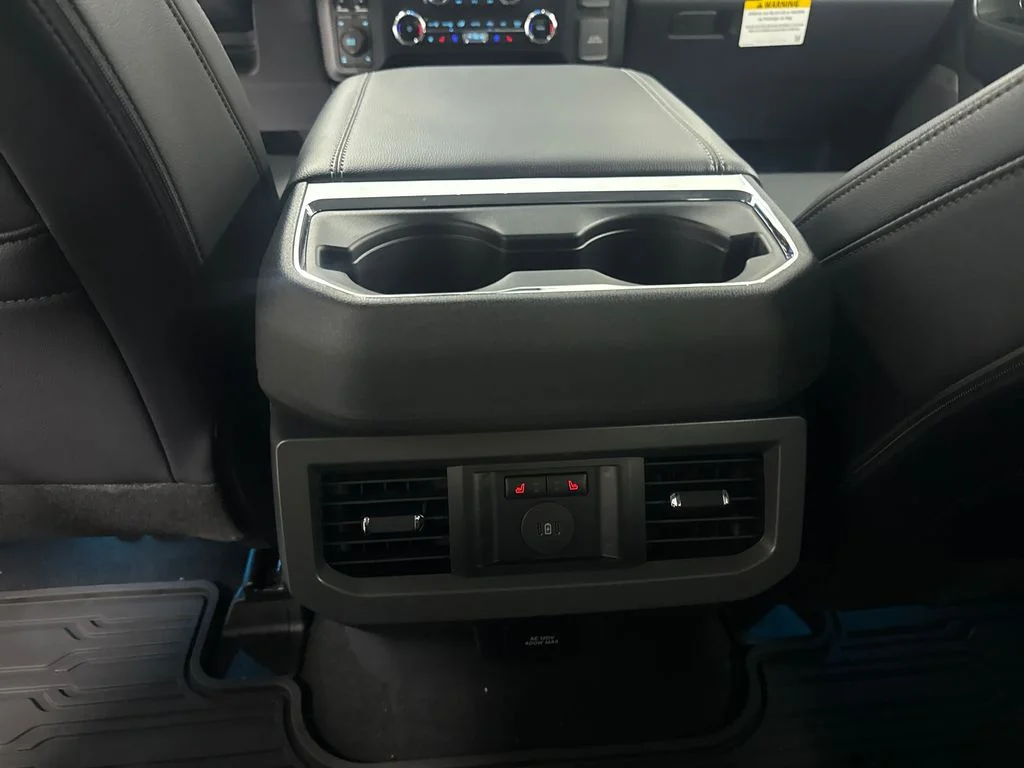 New 2027 Star White Metallic Tri-Coat Ford F-250® Lariat® image 16