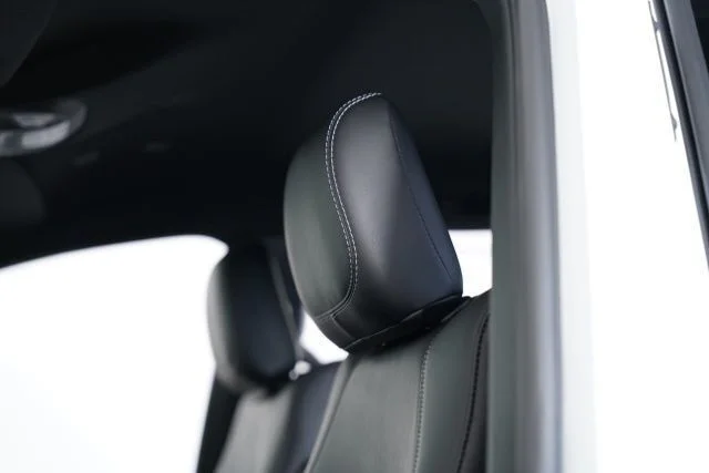 2025 Chrysler Pacifica Select - Photo 23