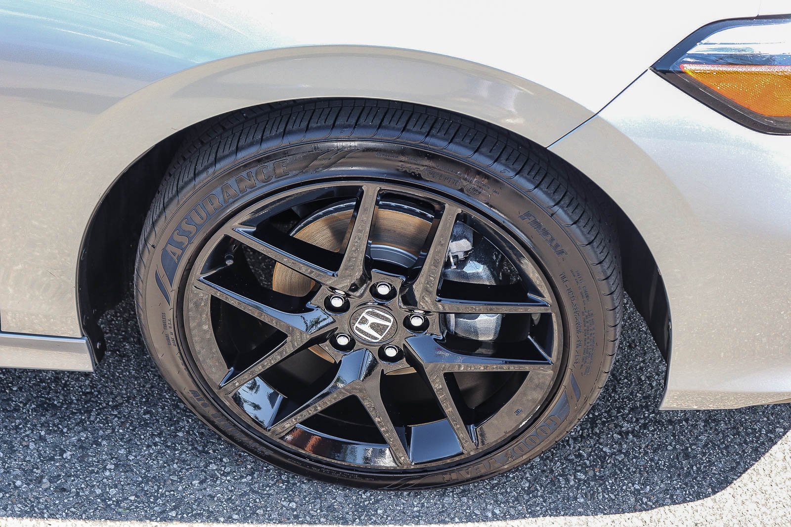 2025 Honda Civic Sport - Photo 7