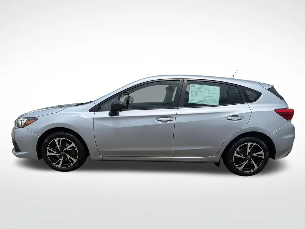 Used 2020 Silver Subaru Base image 4