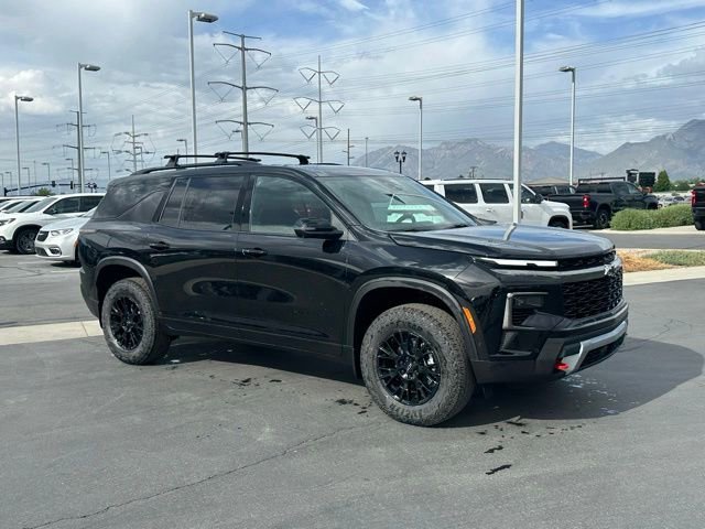New 2026 Mosaic Black Metallic Chevrolet Z71 image 27