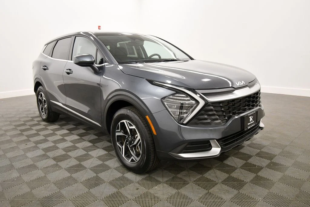 Certified Used 2025 Gray Kia LX image 10