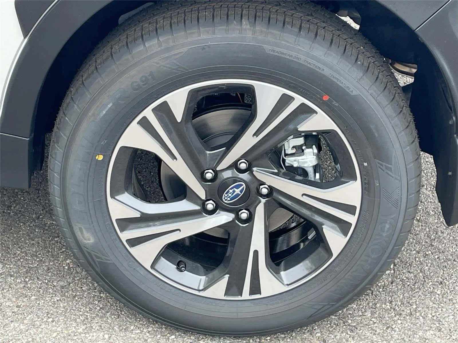 New 2027 CRYSTAL WHITE PEARL Subaru Premium image 11